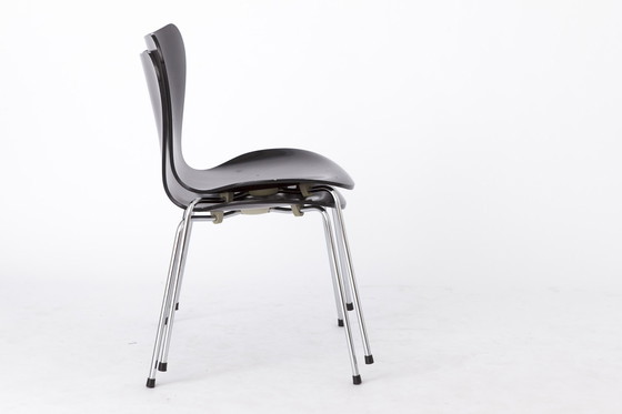 Image 1 of 2 Arne Jacobsen Chairs, Model 3107, 1980S, For Fritz Hansen, Danish