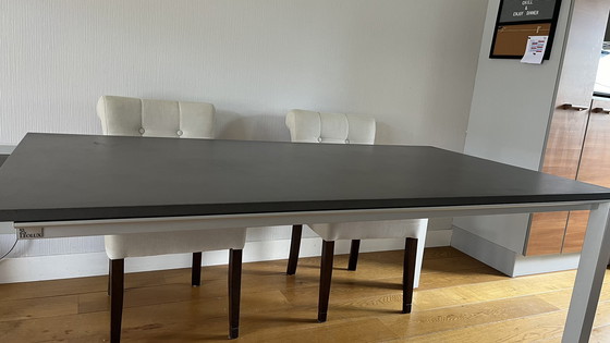 Image 1 of Leolux dining table