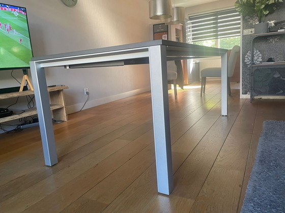 Image 1 of Leolux dining table