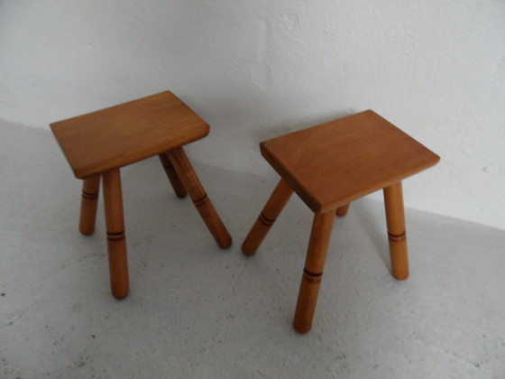 Image 1 of Ensemble vintage de 2 tables/tabourets années 50
