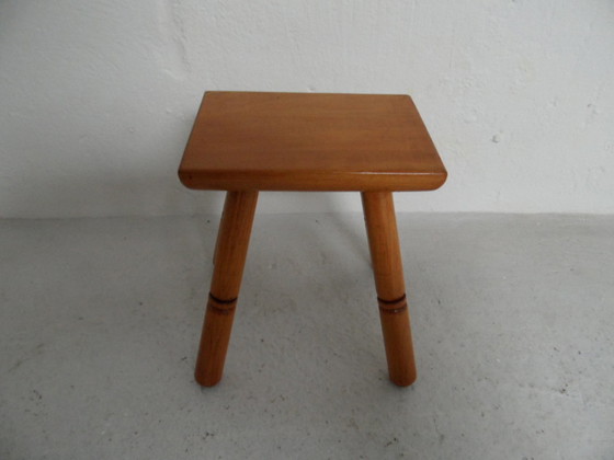Image 1 of Ensemble vintage de 2 tables/tabourets années 50