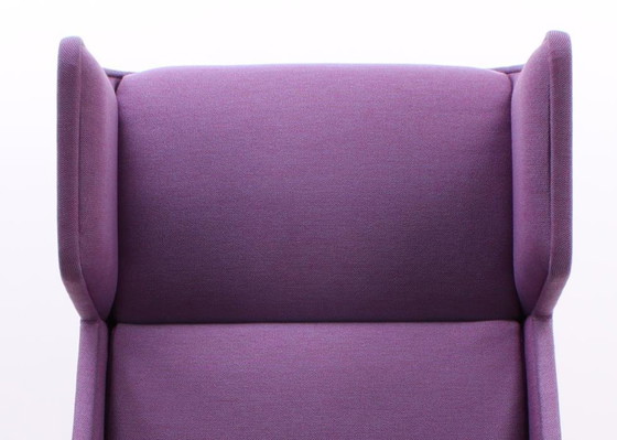 Image 1 of Buzzispace Buzzime Armchair Purple