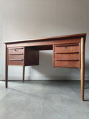 Bureau vintage danois en teck