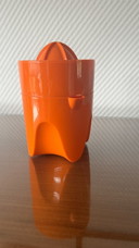 Presse-agrumes vintage orange