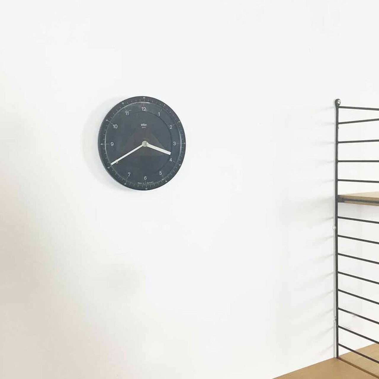 Braun ABW 41 mid-century wall clock, Dietrich LUBS & Dieter RAMS