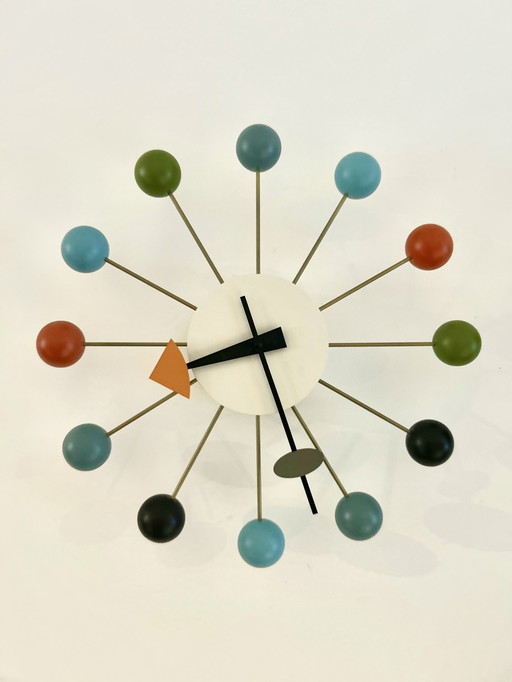 Vitra Nelson Ball Clock