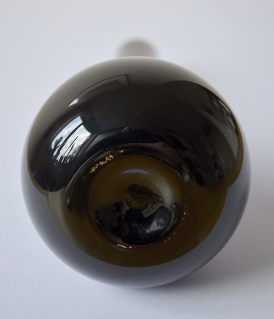 Image 1 of Vase Arthur Percy aubergine