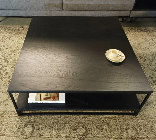 Brute Studio table basse carrée noire