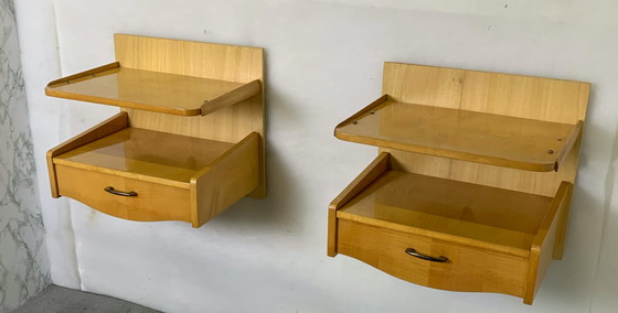 Image 1 of Vintage nesting table