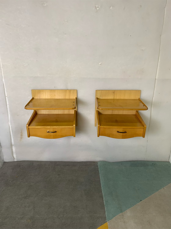 Image 1 of Vintage nesting table