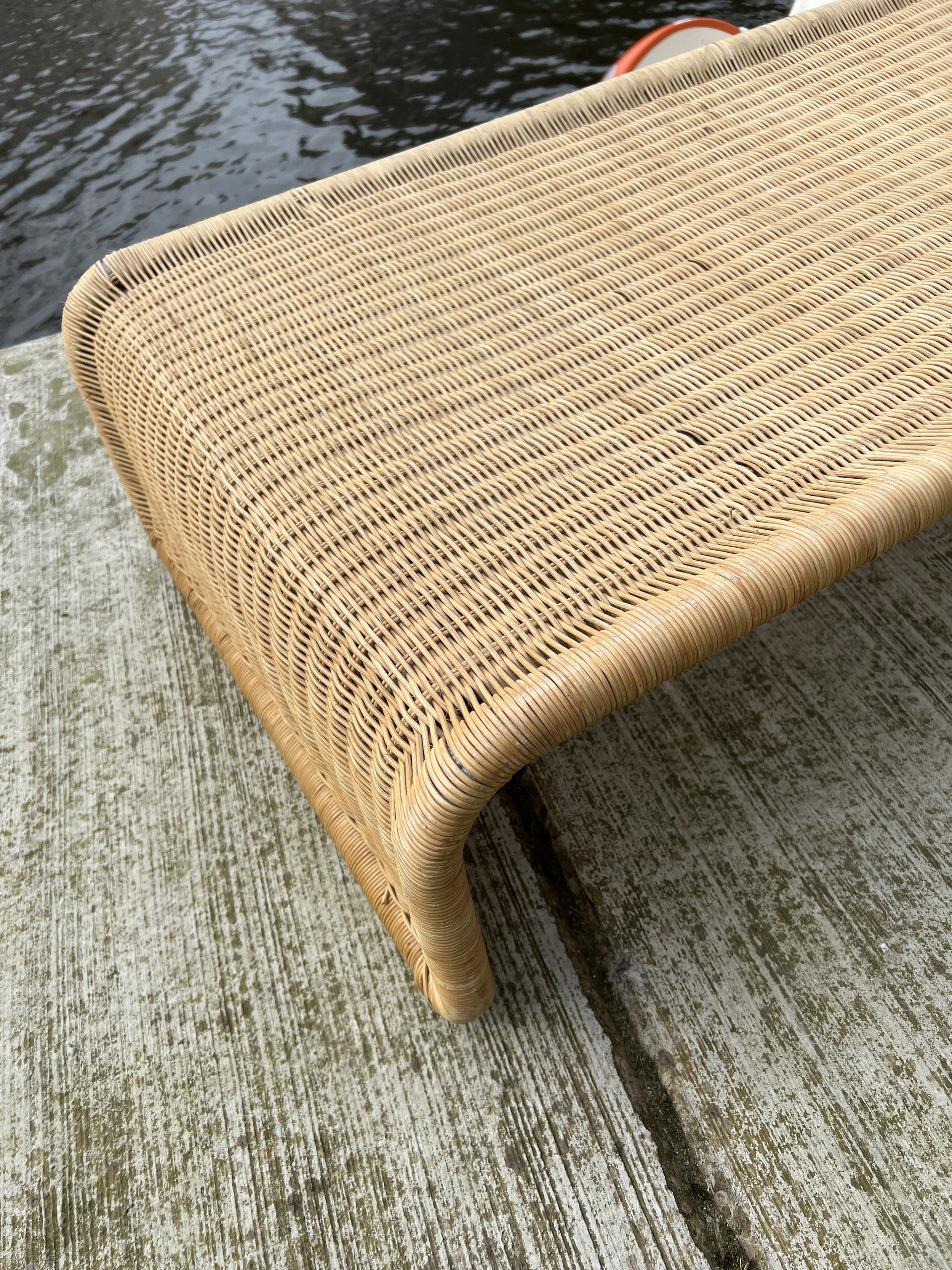 Vintage store rattan daybed