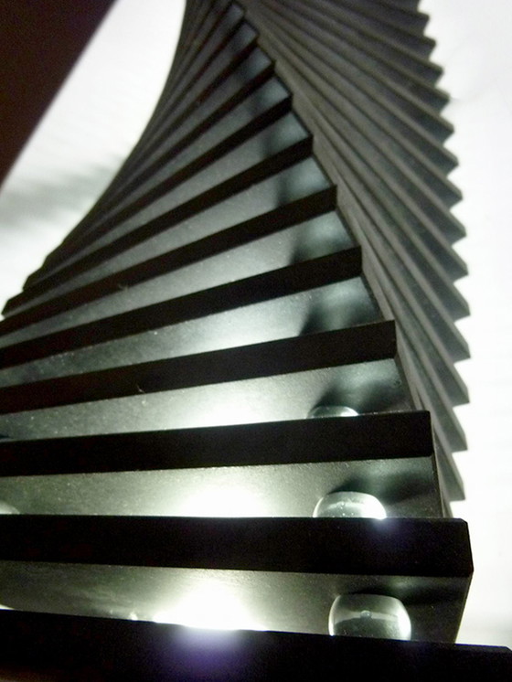 Image 1 of Lampada di Rob Mentzen