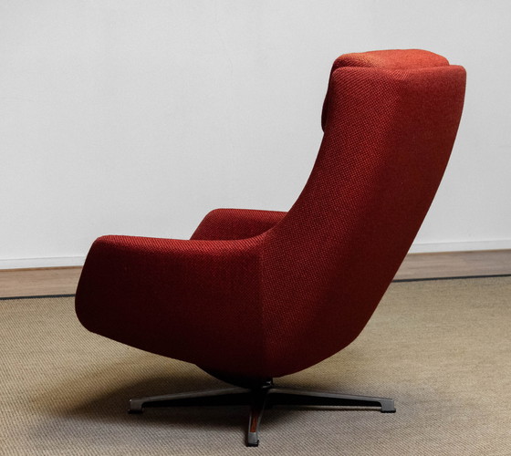 Image 1 of Dux swivel armchair by Alf Svensson