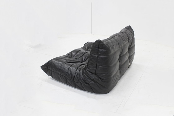 Image 1 of Original Ligne Roset canapé 2 places Togo en cuir noir 1990