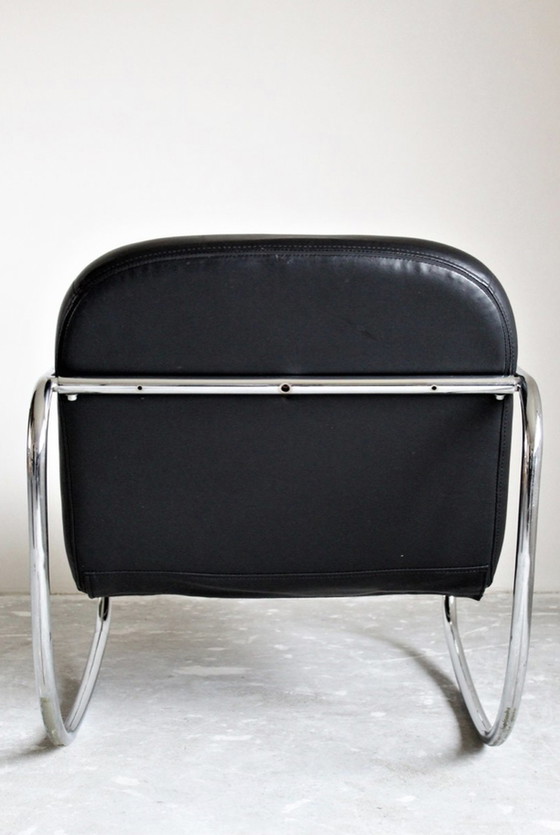 Image 1 of Vintage rocking chair