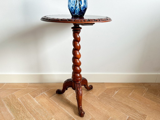 Mesa de centro vintage de caoba con diseño de cebada torcida