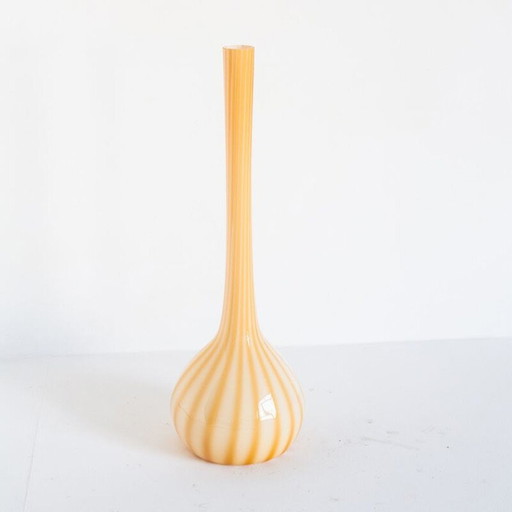 Vaso vintage in vetro soffiato, Francia anni '60