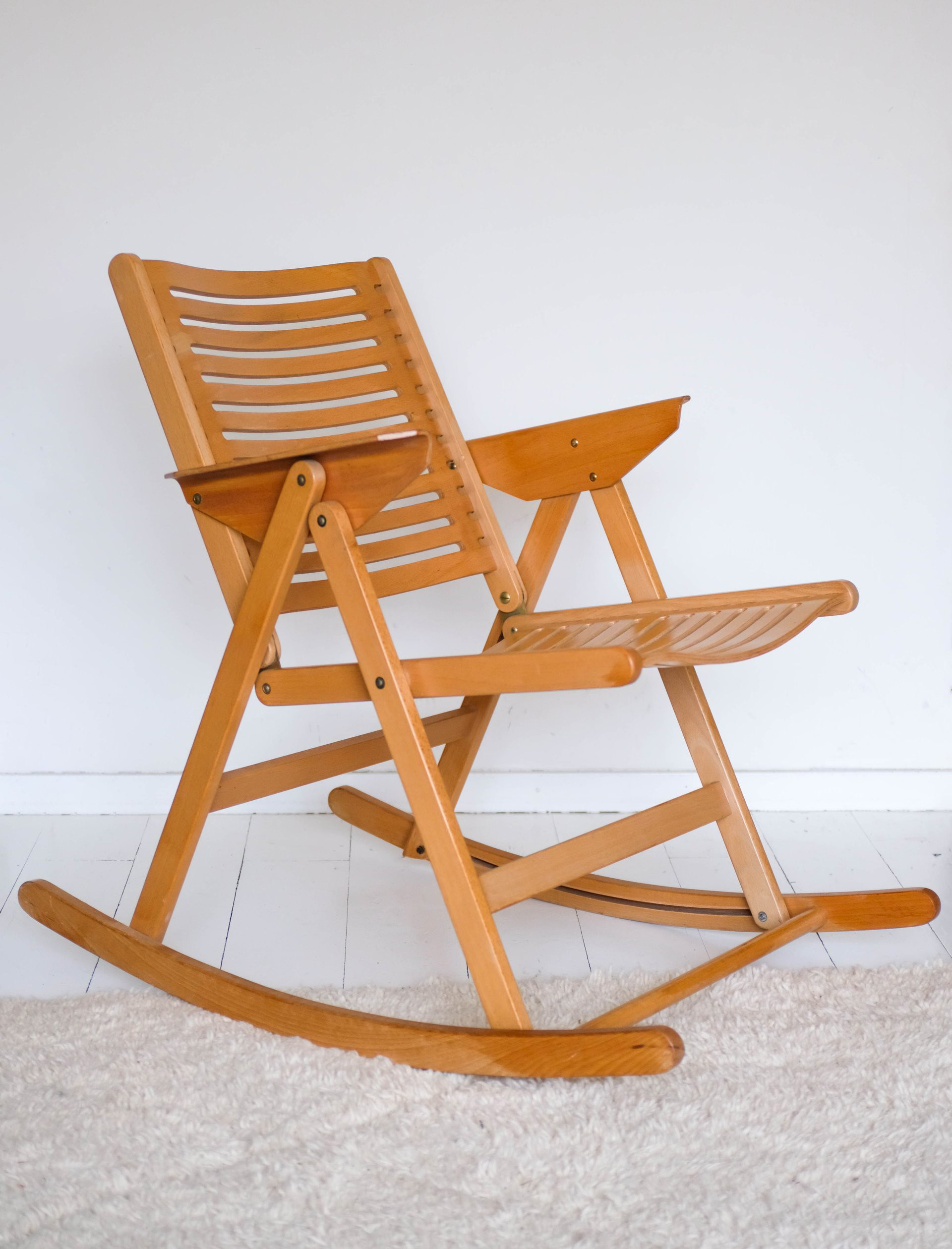 Rex best sale rocking chair