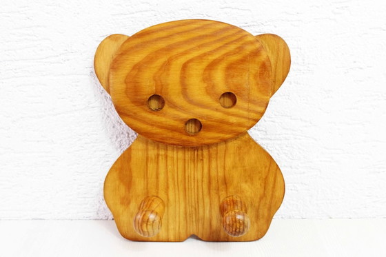 Image 1 of Bear Double coat hook in solid pine 1980