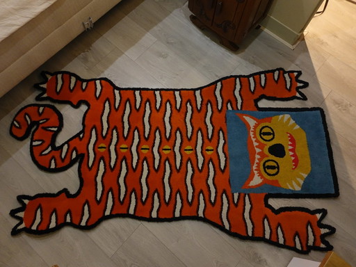 Walter Van Beirendonck, Tiger Carpet, Ikea Glödande