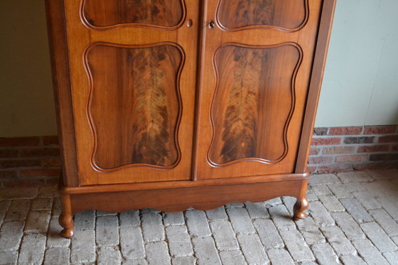 Image 1 of Armoire Biedermeier vintage en acajou