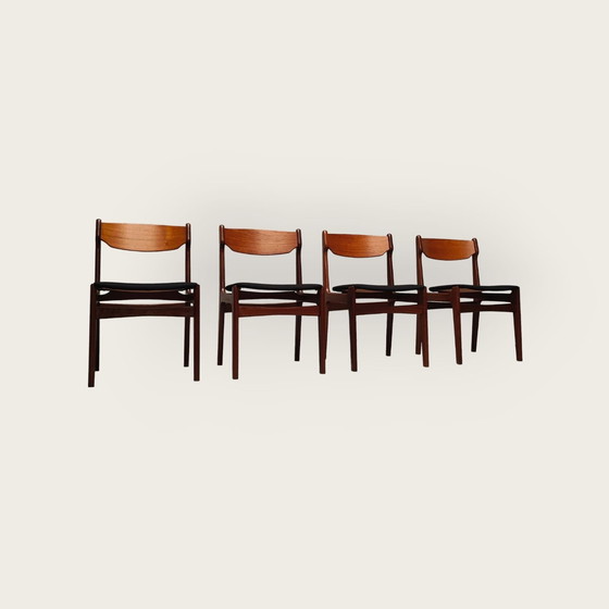 Image 1 of Quatre chaises Mid Century