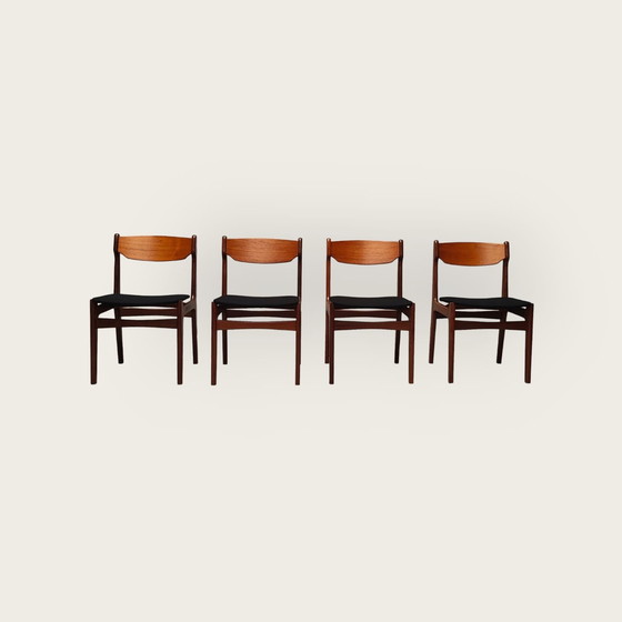 Image 1 of Quatre chaises Mid Century