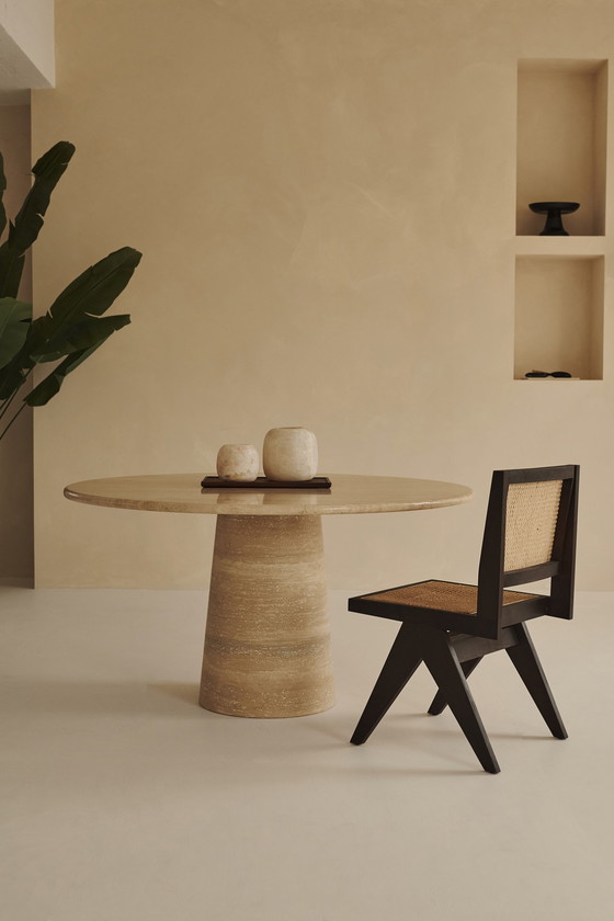 Image 1 of Aime Té FLOW dining table travertine