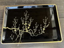 Grand Plateau Japonais En Bois Laqué Noir Et Or 49 / 34 Cm