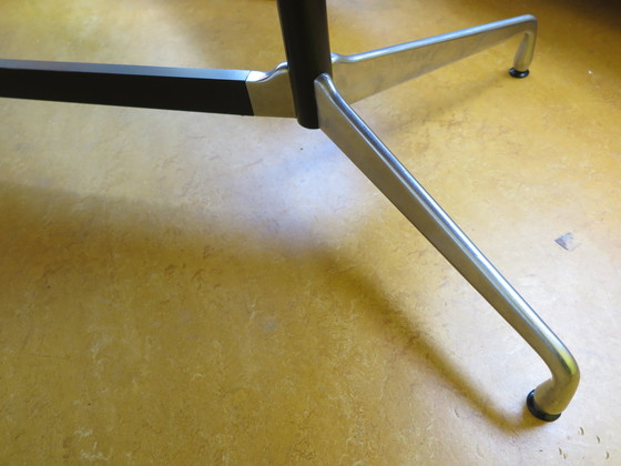 Image 1 of Vitra Segmented, Eames dining table / desk