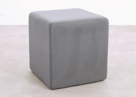 Image 1 of Lensvelt Quadratum ottoman gray