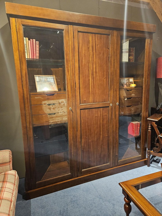 Image 1 of Display Case Mahogany