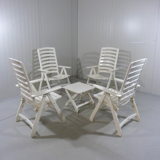 Image 1 of Chaises de jardin en bois Herlag et ottoman/table 1970