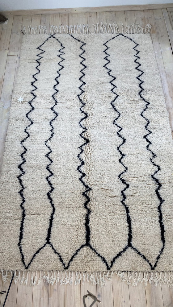 Image 1 of Berber Carpet Abstract Black White New