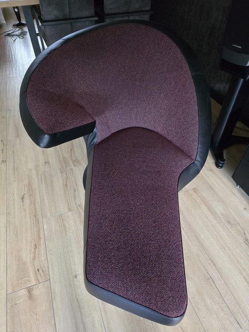 Leolux Swivel armchair Parabolica