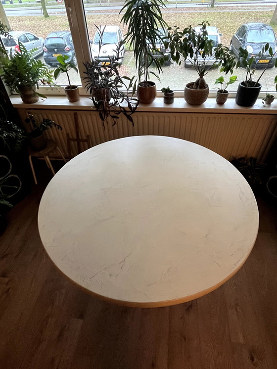 Image 1 of Round Concrete Look Table | Concrete Cire | Mortex | Microcement