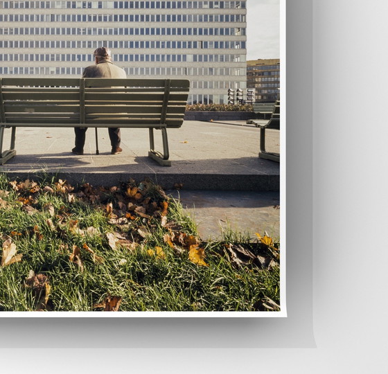 Image 1 of 1X Man Next to the Modernist, 1965 | Architettura minimalista