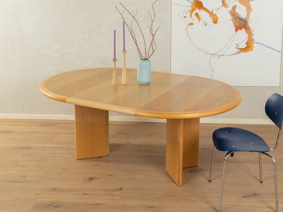 Image 1 of  Table à manger postmoderne