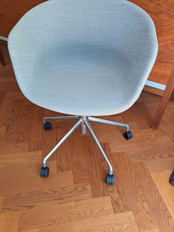 Image 1 of Hay Aac25 swivel chair