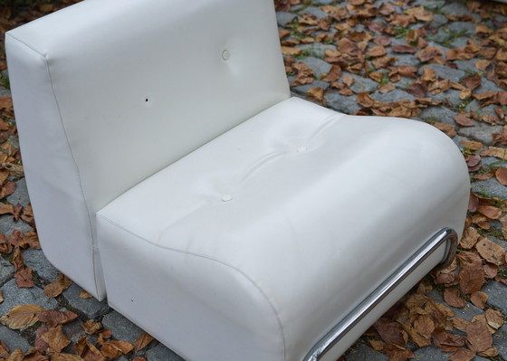 Image 1 of 2x White seats with tubular frame