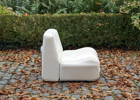 Image 1 of 2x White seats with tubular frame