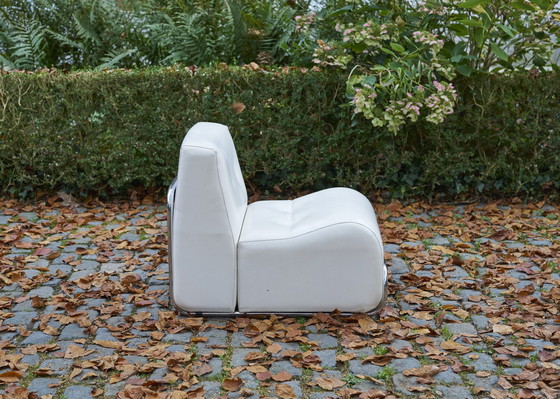 Image 1 of 2x White seats with tubular frame