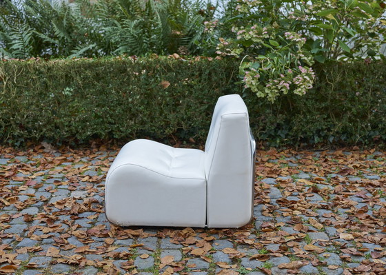 Image 1 of 2x White seats with tubular frame