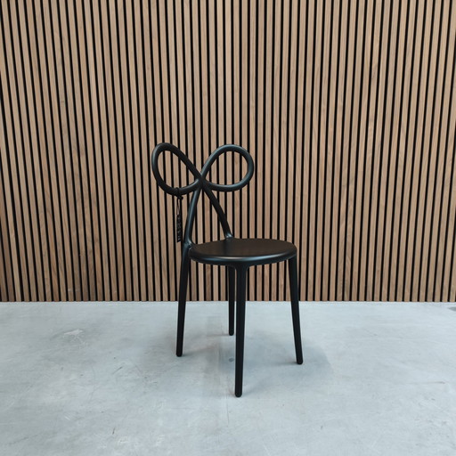 Qeeboo Black Ribbon Chair