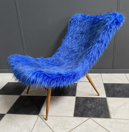 Chaise iconique Miroslav Navratil tissu bleu duveteux pour Český Nábytek 1960s