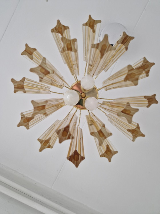 Image 1 of Lustre vintage en verre jaune/blanc