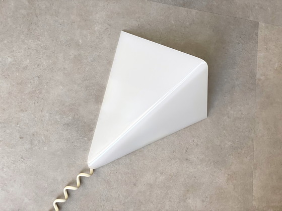 Image 1 of 1x lampe murale acrylique vintage de forme triangulaire