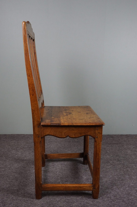 Image 1 of Classic English chair