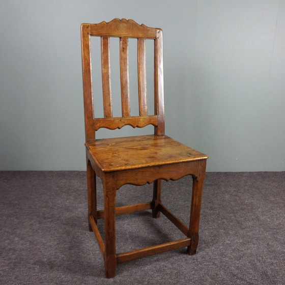 Image 1 of Classic English chair