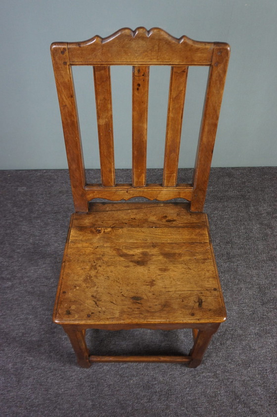 Image 1 of Classic English chair